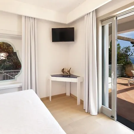 - Giove Villa Nerano