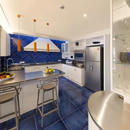 - Giove Villa Nerano